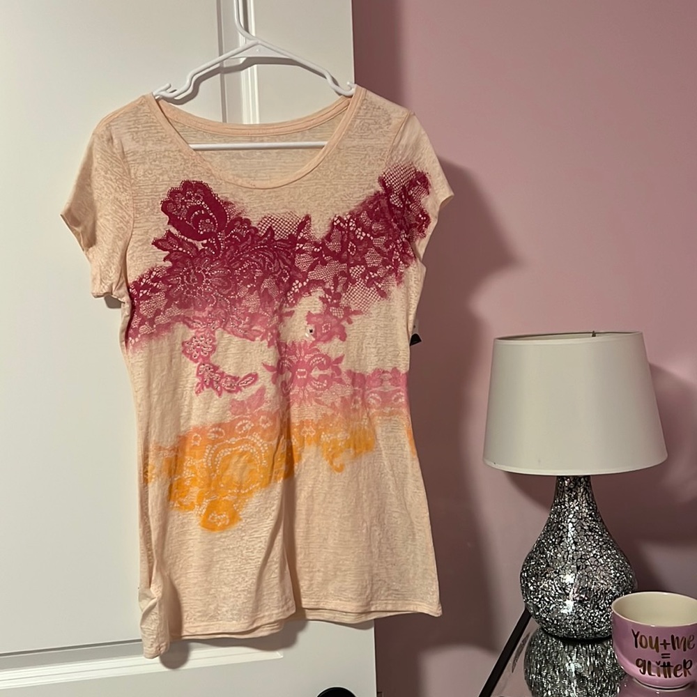 NWT Express graphic T-shirt 💕